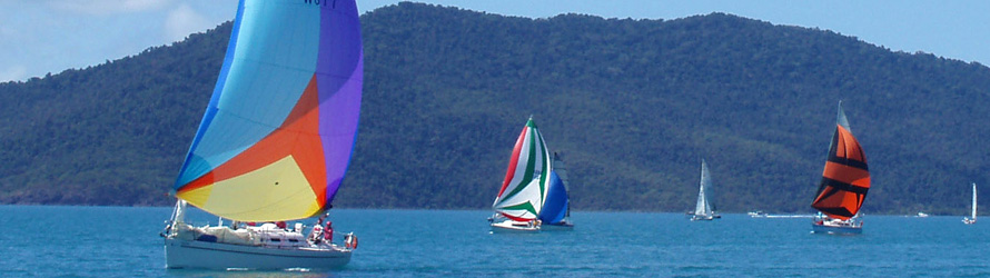 Segelboot am Wind am Tegernsee